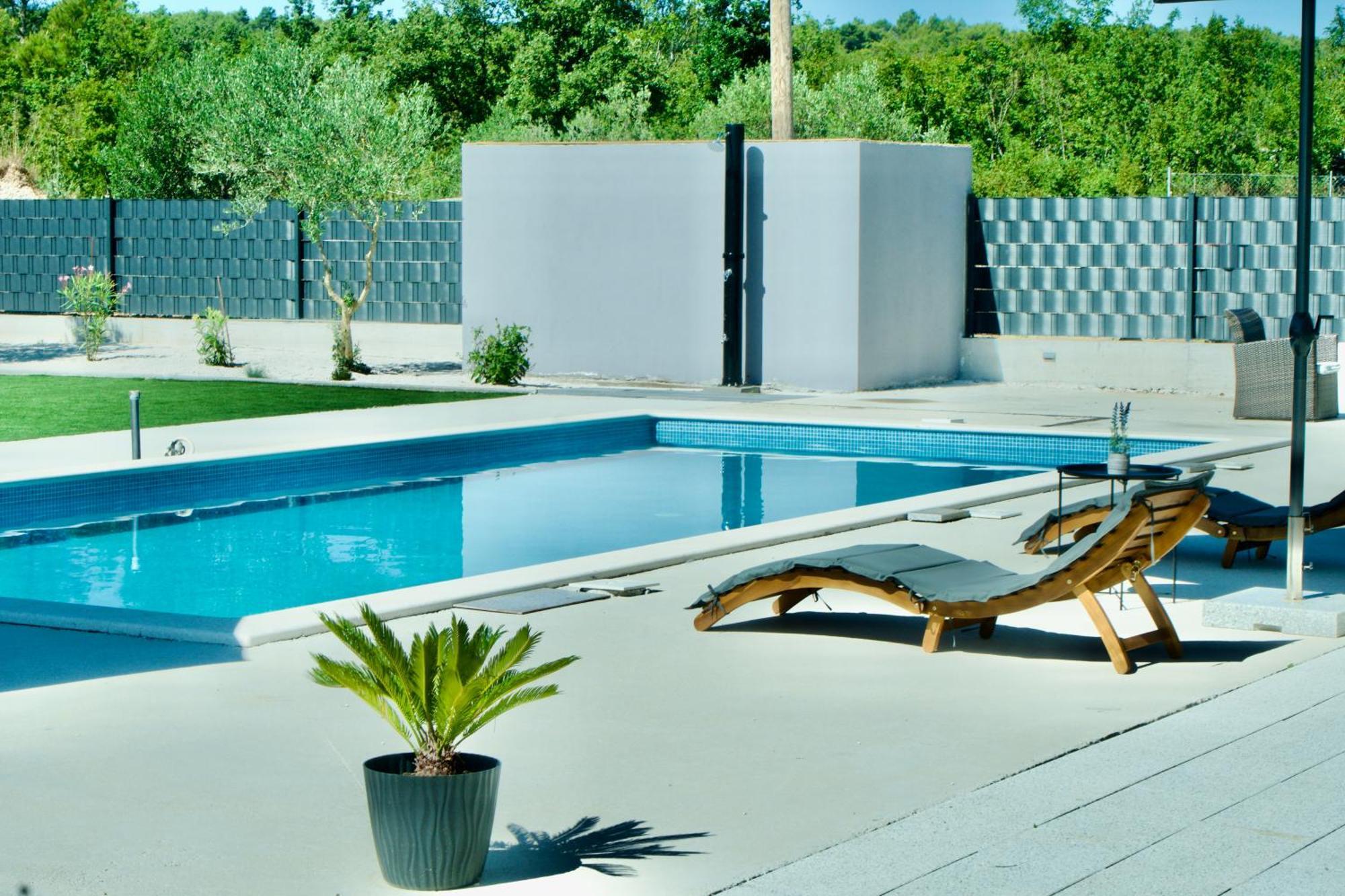 Lana Apartment Bristivica
